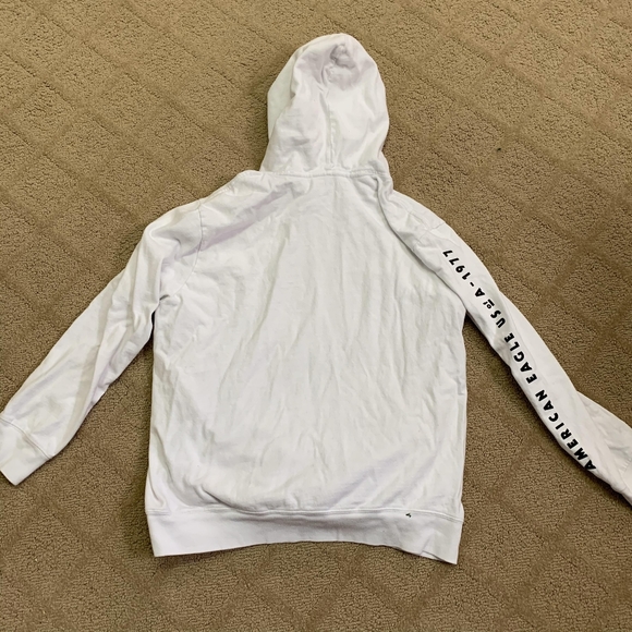 AE Classic Hoodie Long Sleeve Tee - Picture 2 of 3